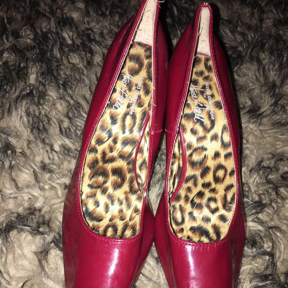 Red pumps